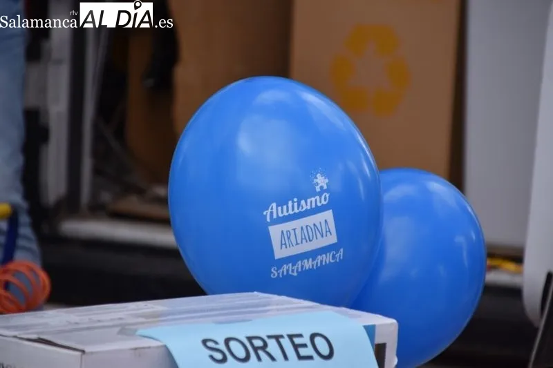Día Mundial de Conciencia sobre el Autismo en Salamanca de la Asociación Ariadna - Fotos: Vanesa Martins
