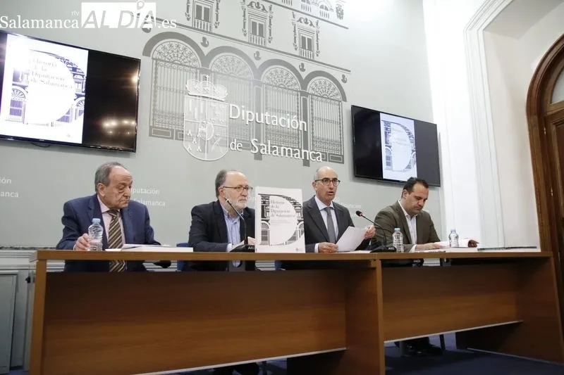 Presentación del libro ‘Historia de la Diputación de Salamanca’ con la presencia del presidente de la Diputación de Salamanca, Javier Iglesias, el diputado de Cultura, David Mingo, y los coordinadores de la publicación, José Antonio Bonilla y Mariano Este
