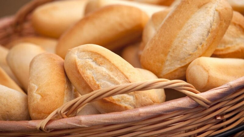 El pan tiene que contener menos sal desde este mes de abril 
