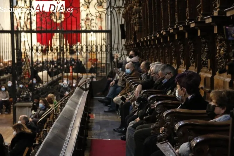 Acto Poeta ante la Cruz en la Catedral de Salamanca - Fotos: David Sañudo