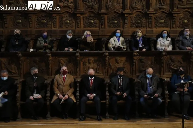 Acto Poeta ante la Cruz en la Catedral de Salamanca - Fotos: David Sañudo