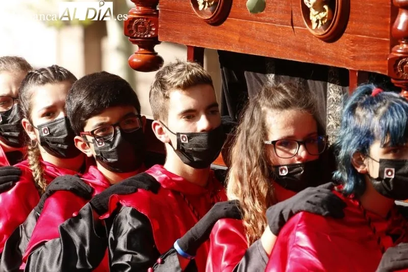 Procesión de la Hermandad del Silencio en el barrio de Pizarrales - David Sañudo