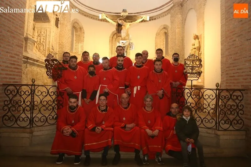 Foto 2 - El Cristo de la Salud expira su dolor en la noche del Martes Santo
