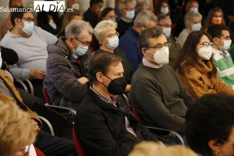 Homenaje a los profesores jubilados de la Facultad de Ciencias Químicas, Vicente Rives Arnau y Eladio Martín Mateos. Foto de David Sañudo