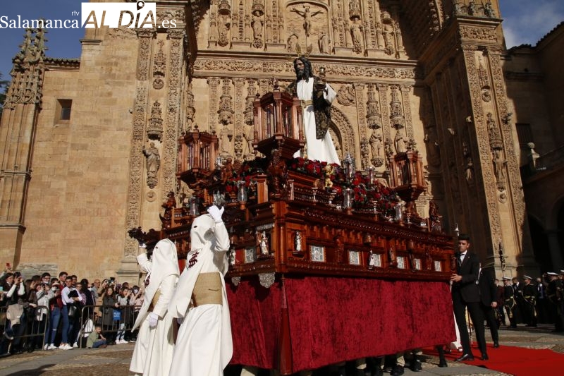 Procesión de la Cofradía del Rosario en Salamanca - Fotos: David Sañudo