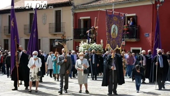 Santísima Trinidad: acompañando sus primeros pasos | Imagen 1