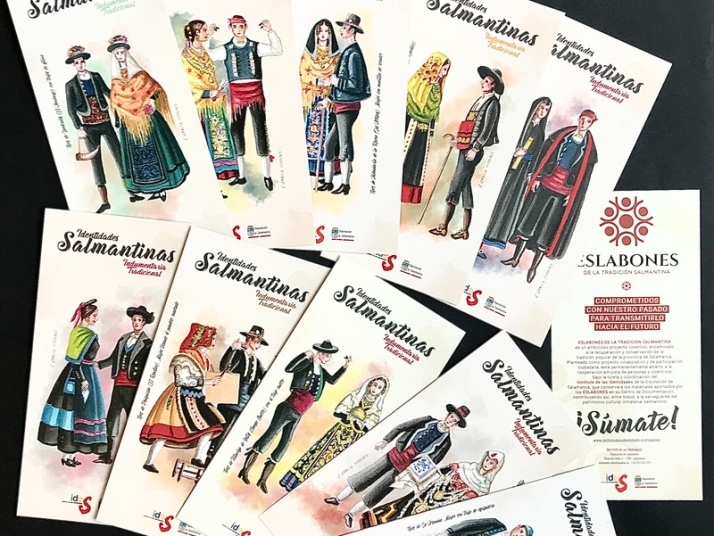 Originales marcapáginas con trajes populares de Salamanca para celebrar el Día del Libro 