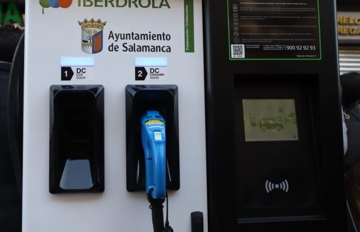 ¿Dónde recargar el coche eléctrico?: los puntos disponibles en Salamanca y provincia