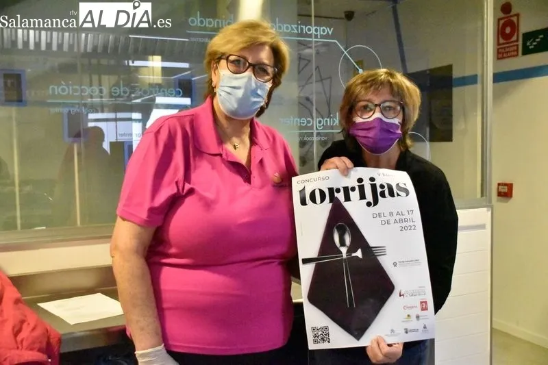 Presentación de las creaciones de los participantes en el V Concurso de Torrijas de Salamanca