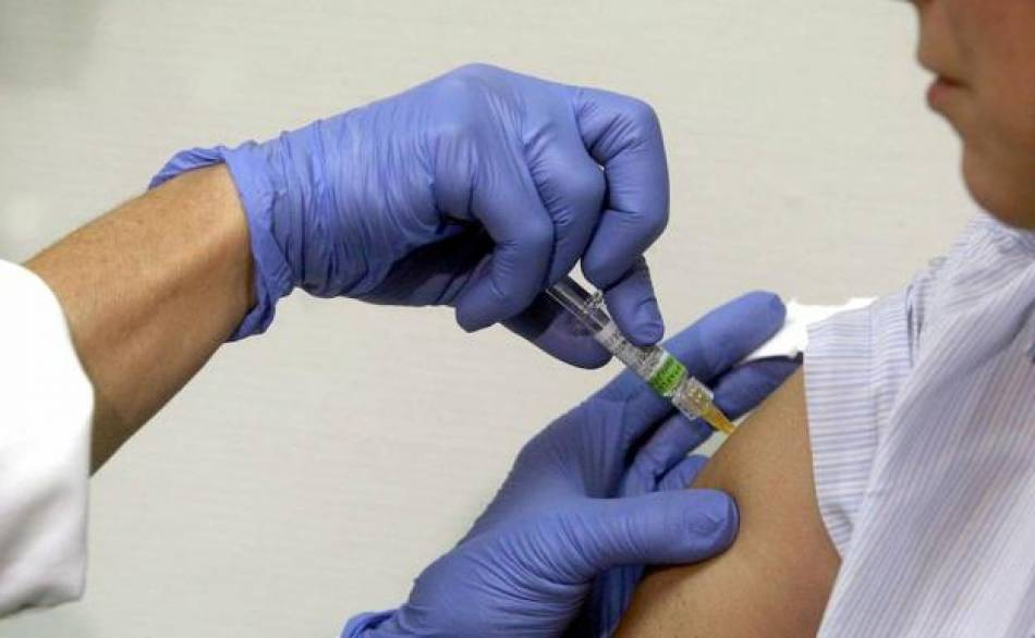 Foto 1 - La campaña de vacunas contra la gripe llega a más de 100.000 salmantinos en 2021