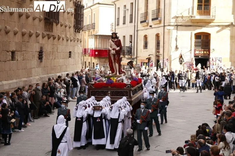 Procesión de la Hermandad de Jesús del Vía Crucis en Salamanca - Fotos: David Sañudo