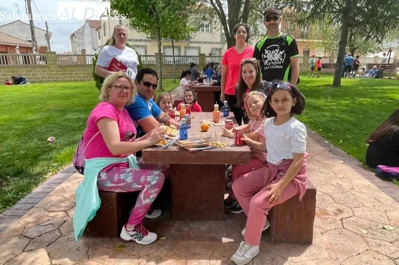 Paradinas celebraba este domingo su Paseo Saludable