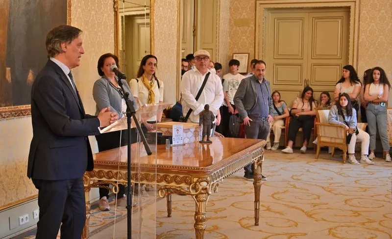 Foto 4 - Recepci&oacute;n en el Ayuntamiento a escolares de Zalamea de la Serena 