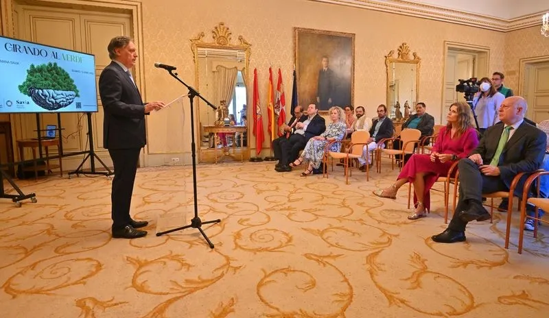 Presentación en el Ayuntamiento de la segunda edición de la Semana Savia, un programa con más de 70 actividades que se desarrollará en torno al Día Mundial del Medio Ambiente el próximo 5 de junio