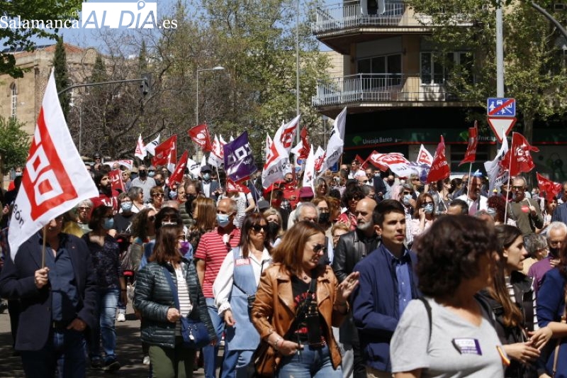 Foto 4 - Los sindicatos marchan en Salamanca reclamando mejores salarios