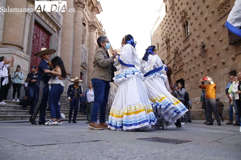 La Plaza Mayor se llena de música con el Festival Cultural Universitario Nuevo León-Salamanca 