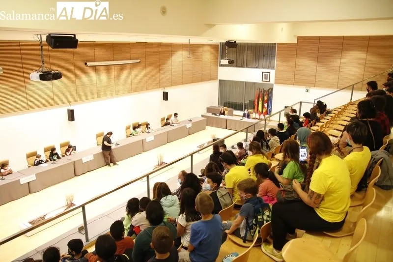 Consejo de Infancia y Adolescencia celebrado este viernes en el Palacio de Congresos