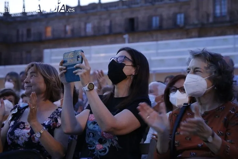 Concierto de la Escuela de Música y Danza de Salamanca en la Plaza Mayor
