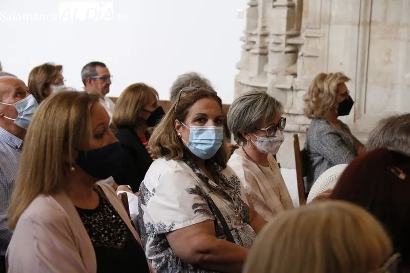Reconocimiento a los profesionales de Enfermería jubilados en los últimos tres años