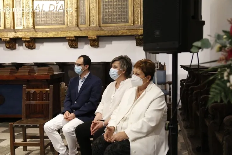 Reconocimiento a los profesionales de Enfermería jubilados en los últimos tres años