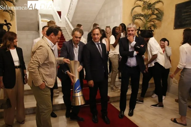 Galería de imágenes de la fiesta del Perfumerías Avenida por ganar la Liga / Fotos: David Sañudo