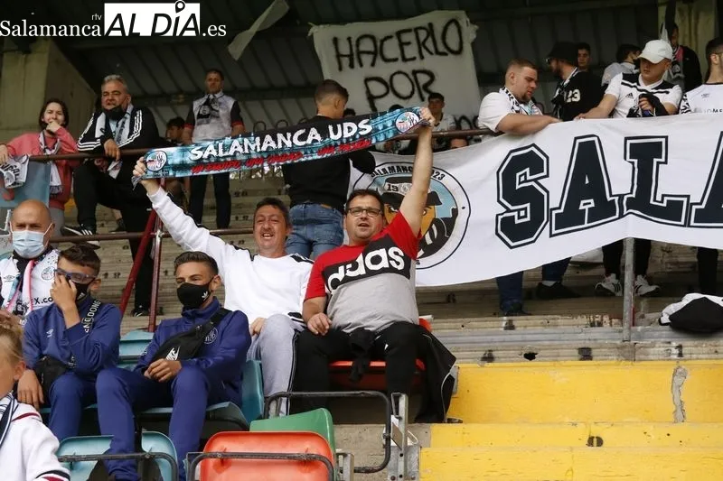 Galería de imágenes del público en el partido Salamanca UDS - Compostela / Fotos: David Sañudo