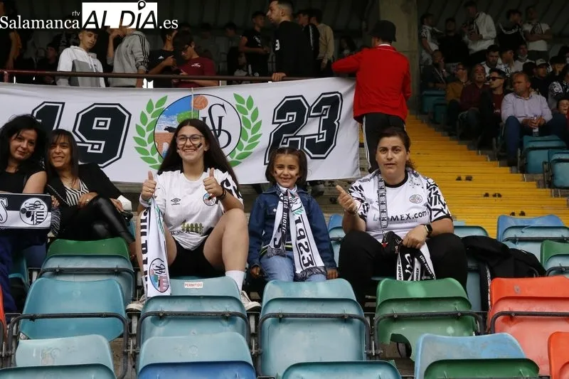 Galería de imágenes del público en el partido Salamanca UDS - Compostela / Fotos: David Sañudo