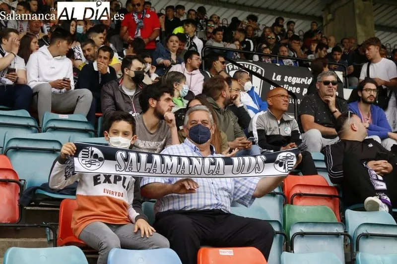 Galería de imágenes del público en el partido Salamanca UDS - Compostela / Fotos: David Sañudo
