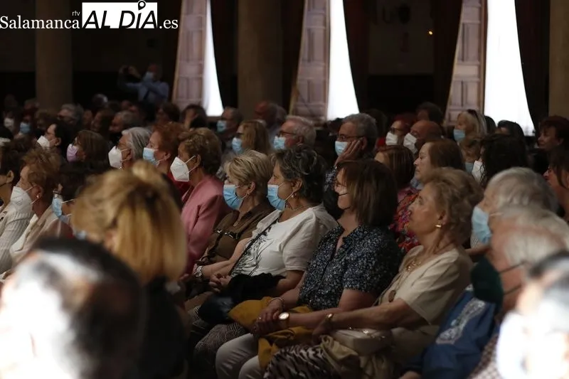 Actuación del grupo de Trébol Teatro Ateneo 