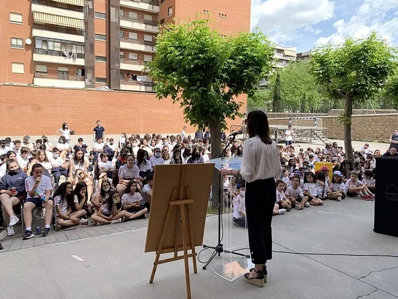 Exposición 'Asómbrate en 3D', en el Colegio Esclavas de Salamanca