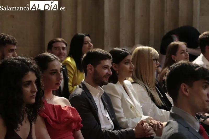 Acto de graduación de los alumnos de Periodismo y Comunicación Audiovisual de la UPSA - David Sañudo