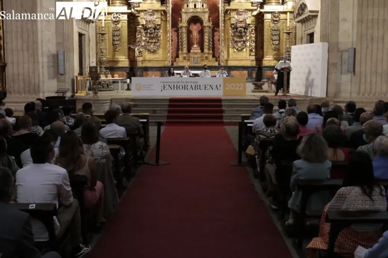 Acto de graduación de los alumnos de Periodismo y Comunicación Audiovisual de la UPSA - David Sañudo
