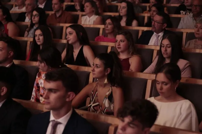 Foto 6 - La USAL felicita a sus nuevos graduados en Criminolog&iacute;a y Criminolog&iacute;a y Derecho