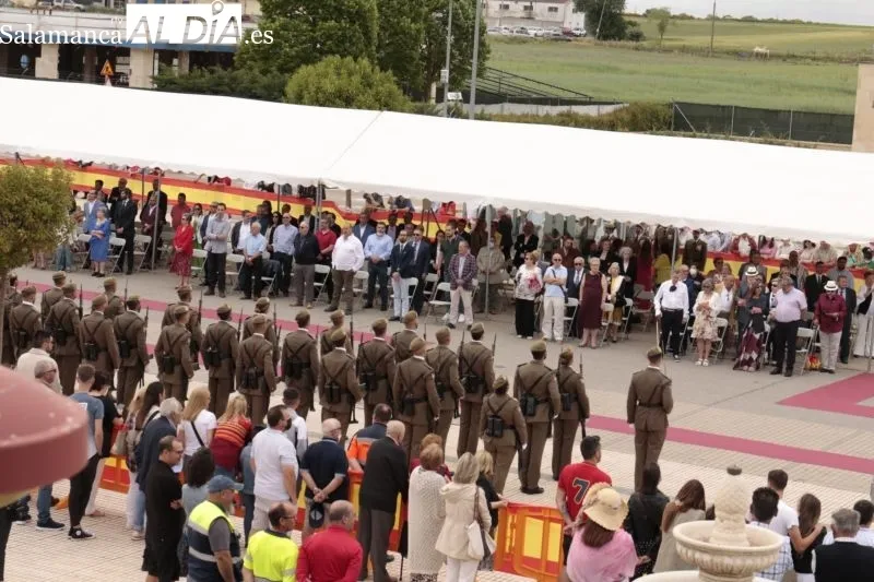 Jura de bandera civil en Villares de la Reina - David Sañudo