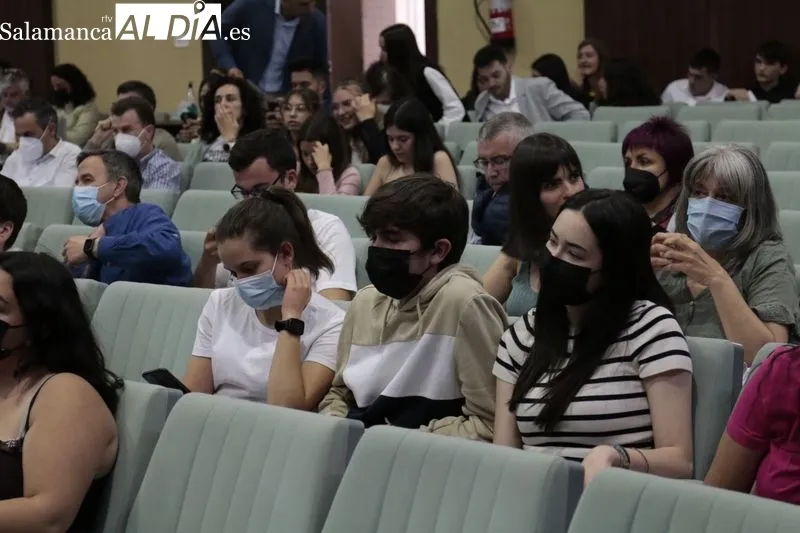 Entrega en la Facultad de Ciencias de los Premios de Investigación e Innovación en ESO Bachillerato y FP