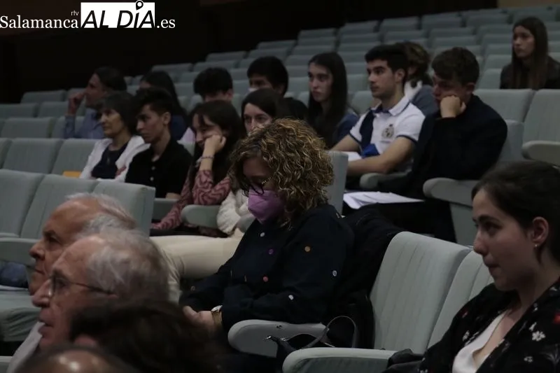 Entrega en la Facultad de Ciencias de los Premios de Investigación e Innovación en ESO Bachillerato y FP