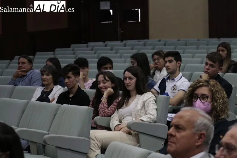 Entrega en la Facultad de Ciencias de los Premios de Investigación e Innovación en ESO Bachillerato y FP