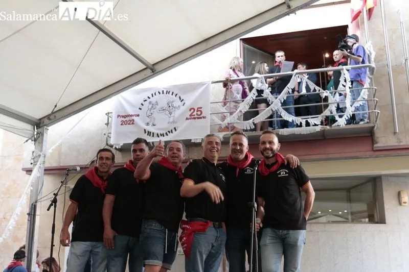 El pasacalles de las peñas y el pregón, protagonistas este viernes en las fiestas de Villamayor