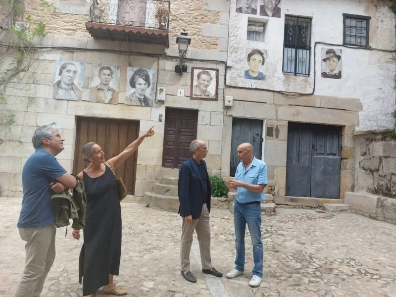 Foto 7 - Mogarraz celebra el d&eacute;cimo aniversario de Retrata2 de Florencio Ma&iacute;llo