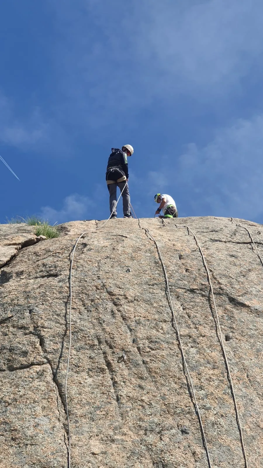 La escuela de escalada de Peñaranda ha visitado Juzbado