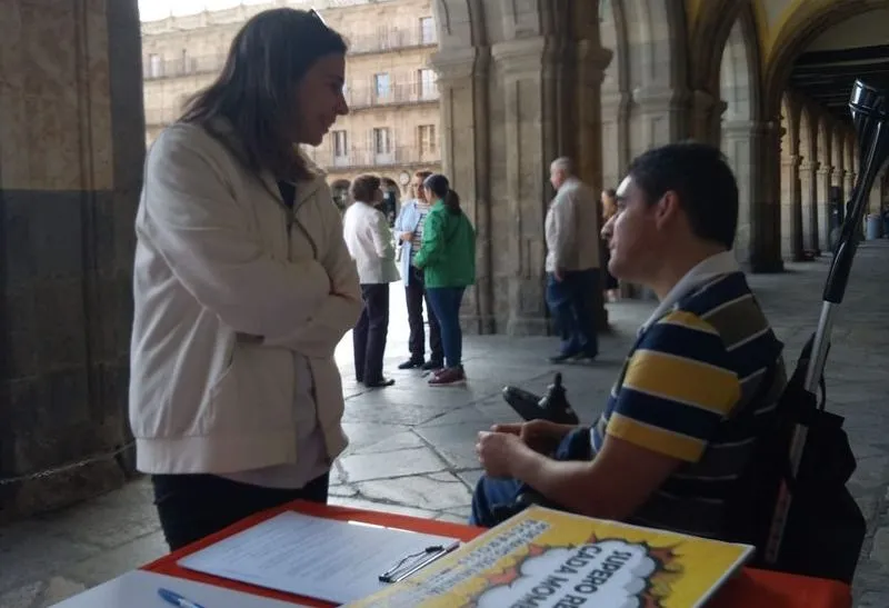 Celebración del Día Mundial de la Esclerosis Múltiple en la Plaza