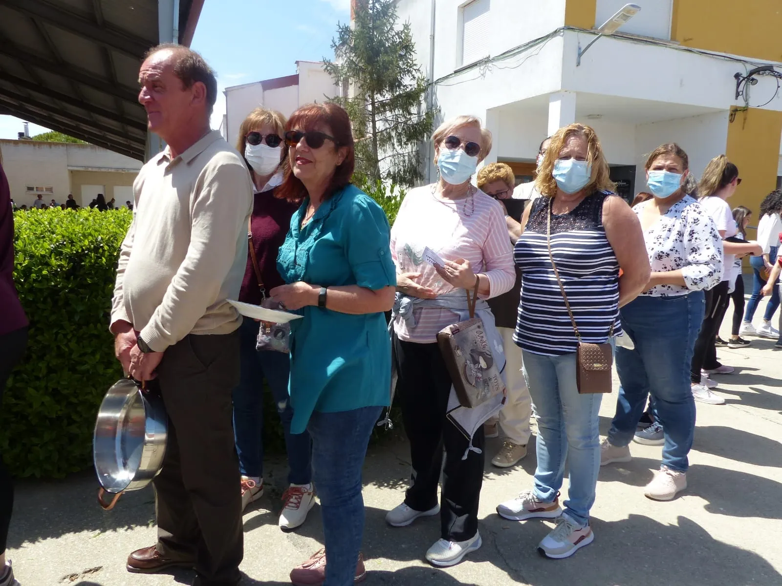 Villoria organizaba este domingo una marcha solidaria y una paellada en favor de Acciòn Verapaz