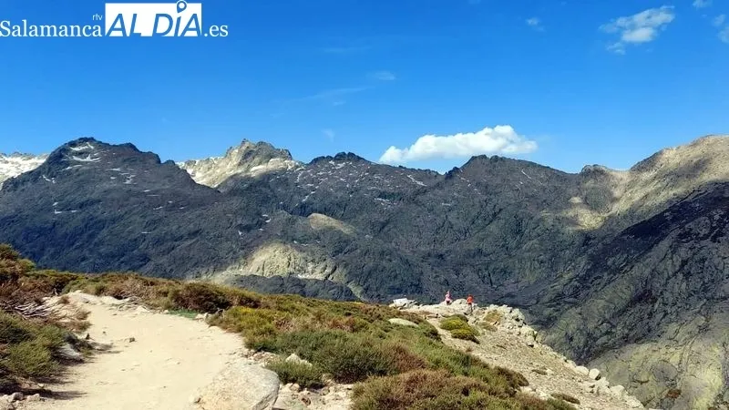 Los senderistas llegaron hasta el paraje del Circo de Gredos desde la Laguna Grande