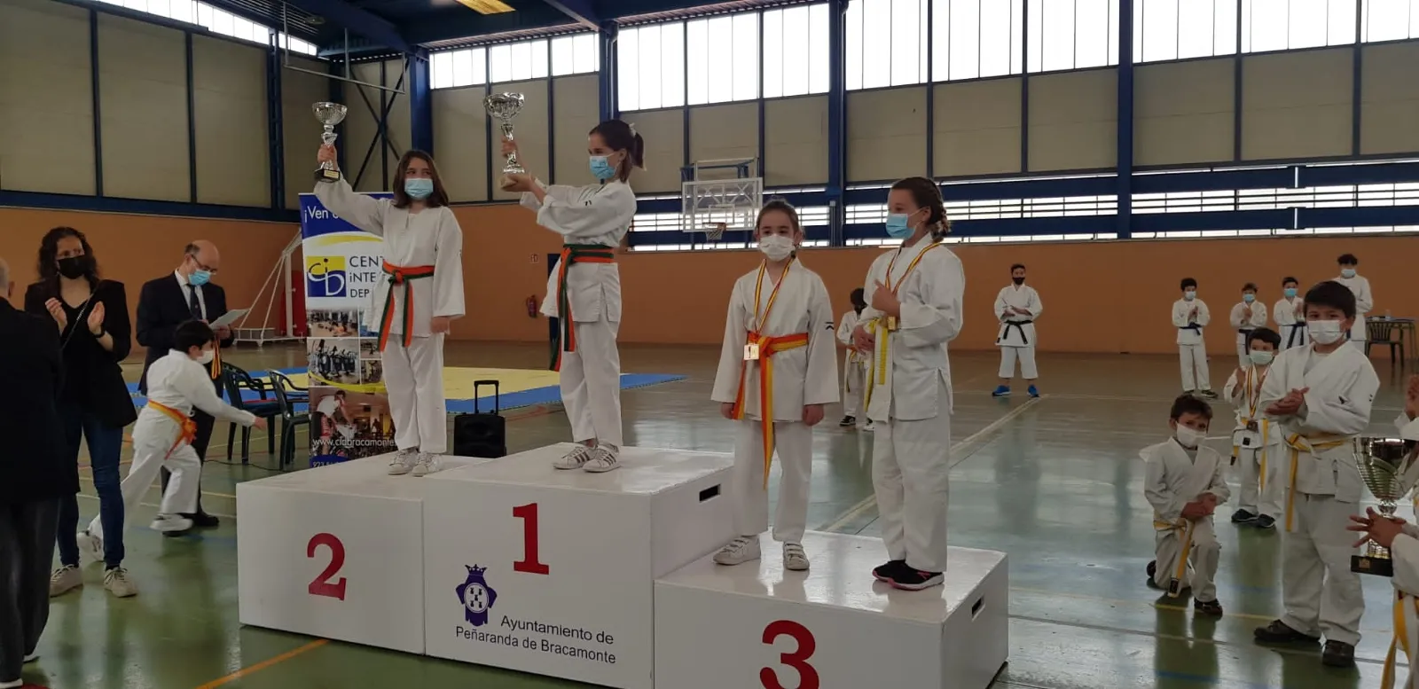 El Torneo de Kárate Ciudad de Peñaranda ha vuelto a ponerse en marcha este sábado 