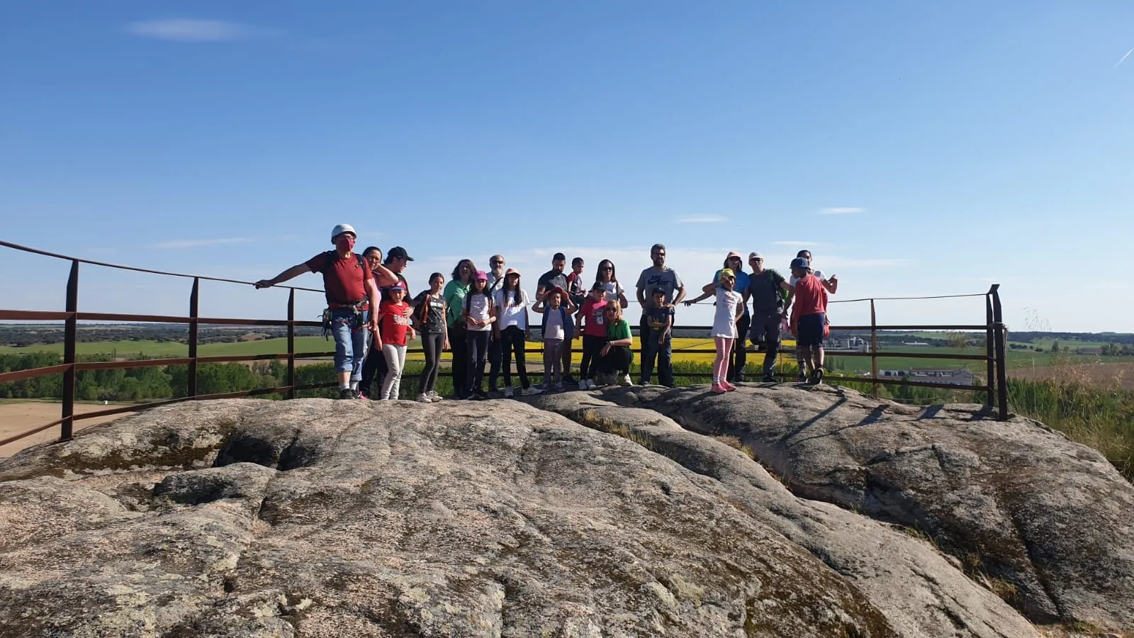 La escuela de escalada de Peñaranda ha visitado Juzbado