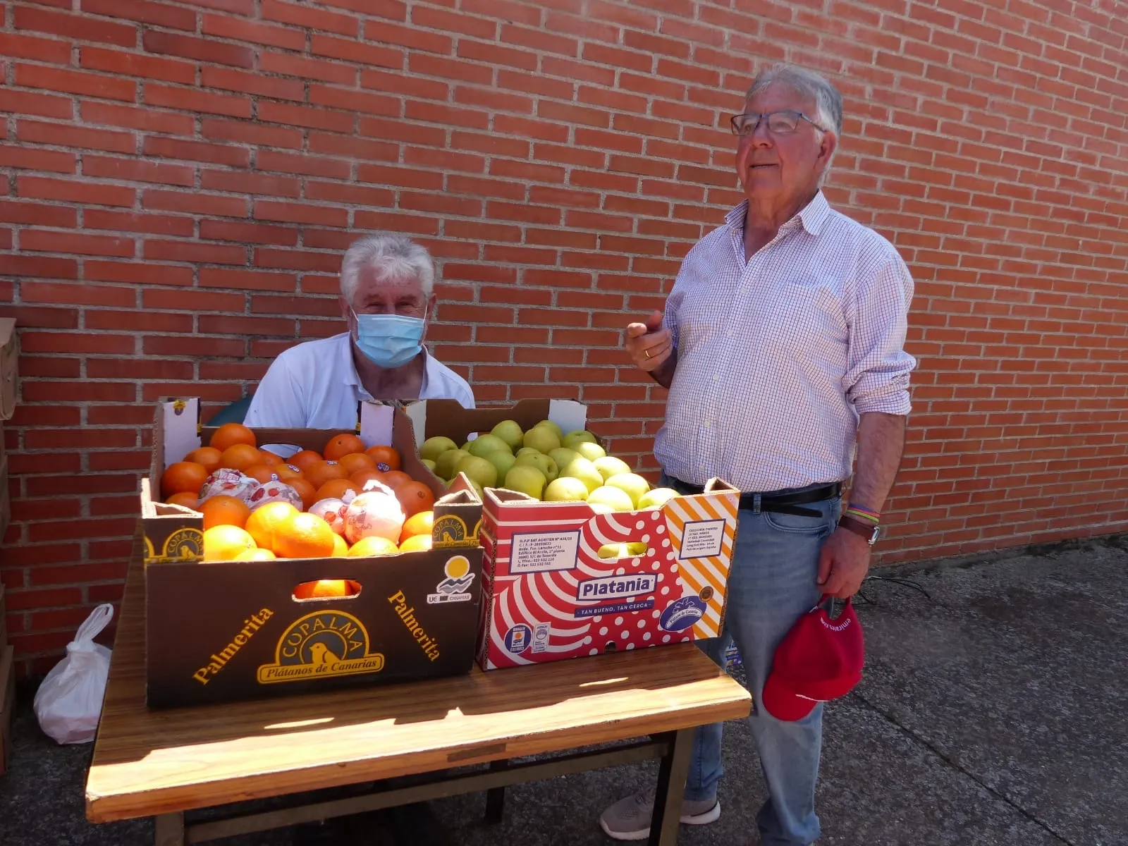 Villoria organizaba este domingo una marcha solidaria y una paellada en favor de Acciòn Verapaz