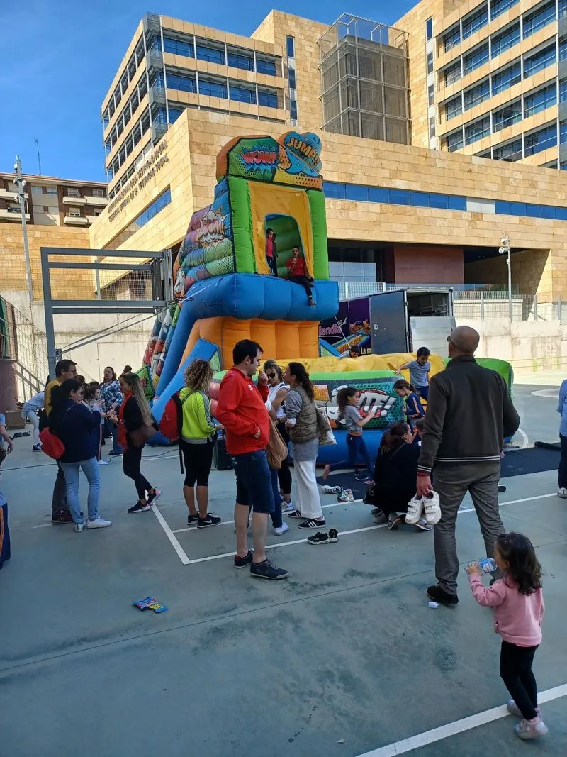 Actividades en el Colegio Calasanz con motivo de la 'Semana Solidaria y de la Familia'