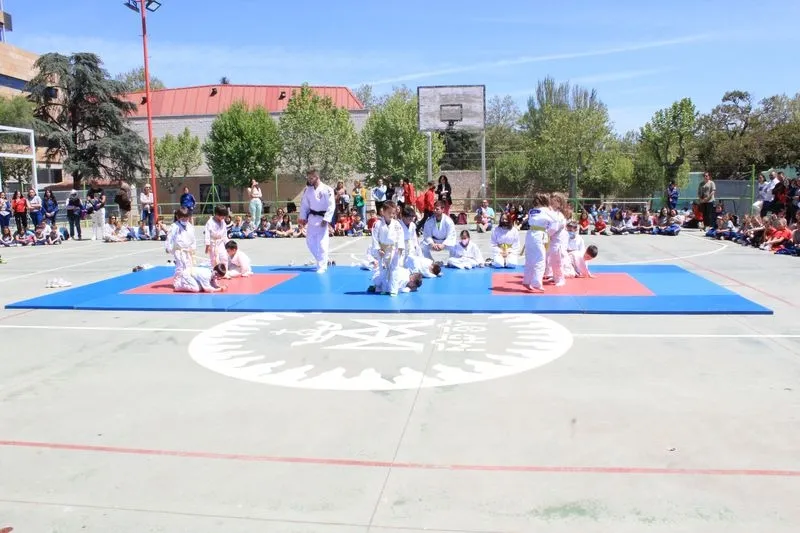 Actividades en el Colegio Calasanz con motivo de la 'Semana Solidaria y de la Familia'