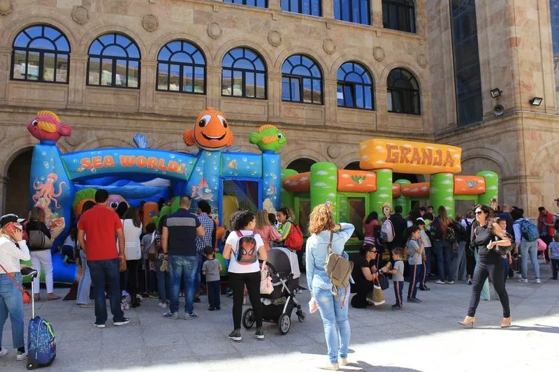 Actividades en el Colegio Calasanz con motivo de la 'Semana Solidaria y de la Familia'