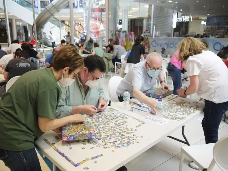Foto 9 - &Eacute;xito del Concurso de Puzzles del CC El Tormes con m&aacute;s de 200 participantes